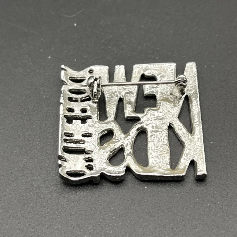 New Kids On The Block NKOTB Boy Band Group Music‎ Lapel Hat Pin